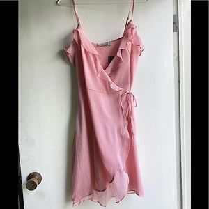 NWT,Beautiful, Flow Pink Abercrombie Wrap Dress!